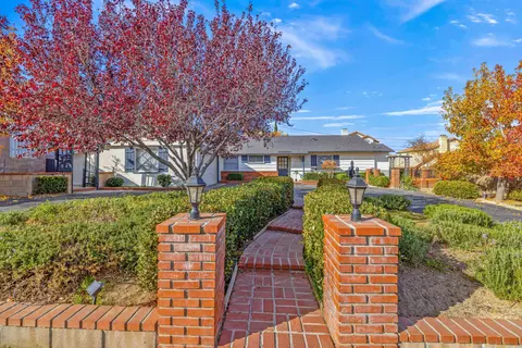 38621 Yucca Tree St, Palmdale, CA 93551
