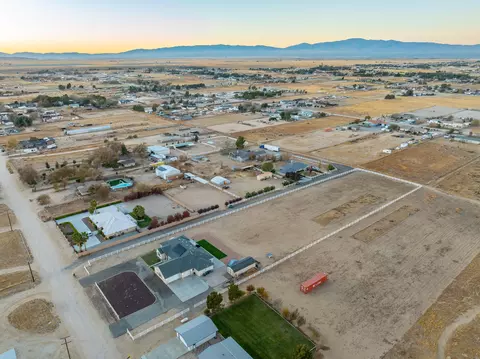 8127 Ave E12 W, Lancaster, CA 93536 photo 55