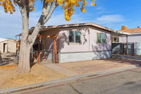 2330 J8 E #152, Lancaster, CA 93535 photo 4