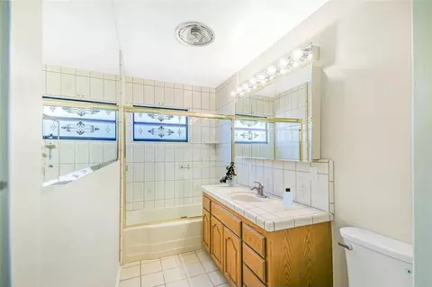 44438 Lowtree Ave, Lancaster, CA 93534 photo 16