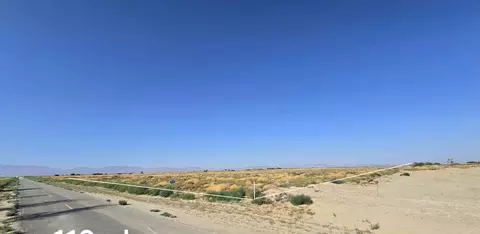 11000 Avenue K-4 E, Lancaster, CA 93535