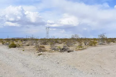 34602 Longview Rd, Pearblossom, CA 93553