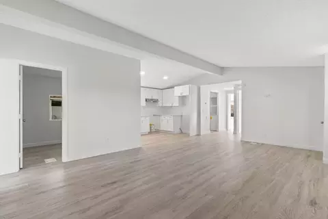 45800 Challenger Way #212, Lancaster, CA 93535 photo 3