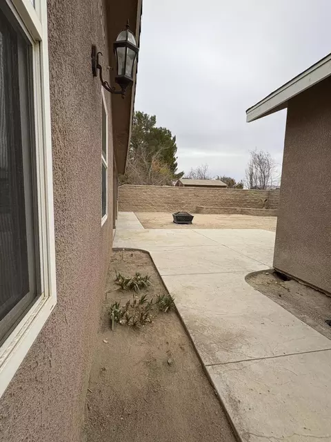 Exterior - 43340 27th St W, Lancaster, CA 93536 photo 13 of 16