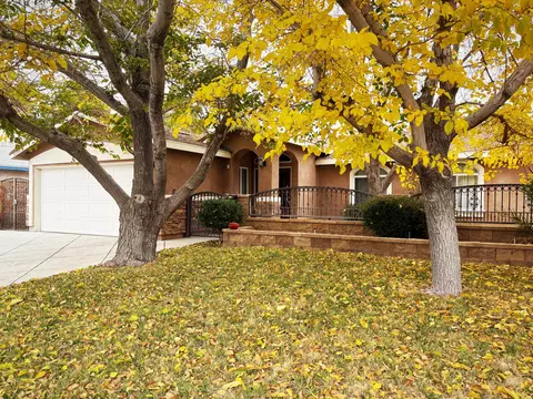 Exterior - 43340 27th St W, Lancaster, CA 93536 photo 1 of 16