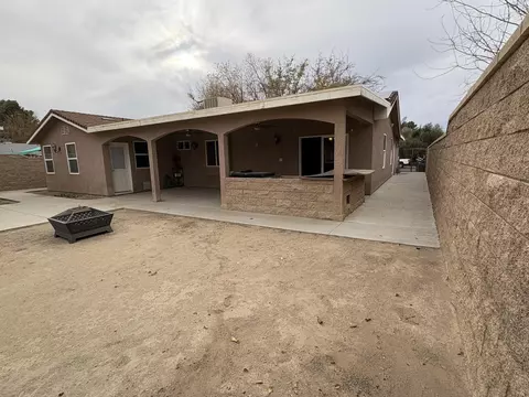 Exterior - 43340 27th St W, Lancaster, CA 93536 photo 11 of 16