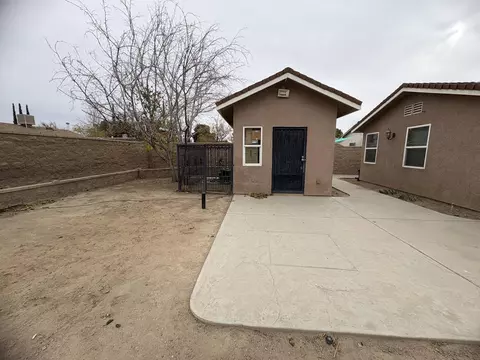 Exterior - 43340 27th St W, Lancaster, CA 93536 photo 12 of 16