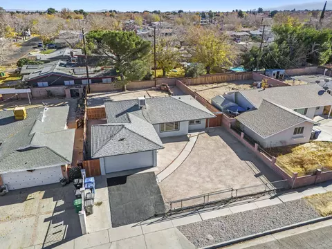 44532 Andale Ave, Lancaster, CA 93535 photo 41