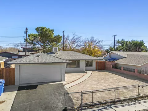44532 Andale Ave, Lancaster, CA 93535 photo 40