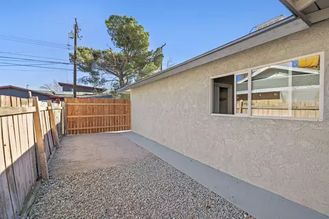 44532 Andale Ave, Lancaster, CA 93535 photo 33