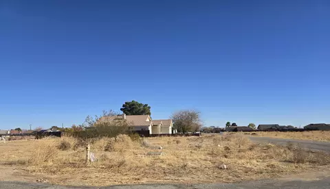 Catalpa Avenue, California City, CA 93505