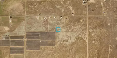 75 Th St W, Lancaster, CA 93536 photo 3