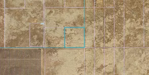 4 Avenue J, Lancaster, CA 93536