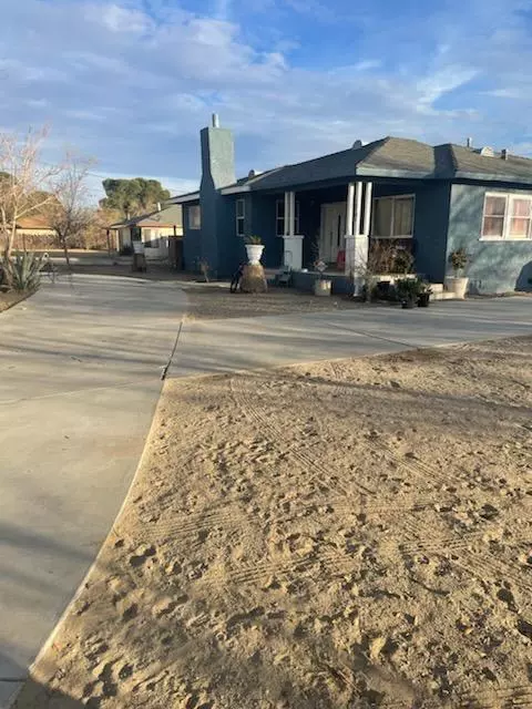 10706 Ave R 10 E, Littlerock, CA 93543