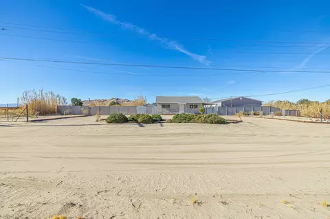 43023 172nd St E, Lancaster, CA 93535 photo 1