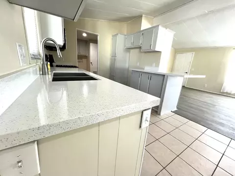 4568 Rosamond Blvd W UNIT 3, Rosamond, CA 93560