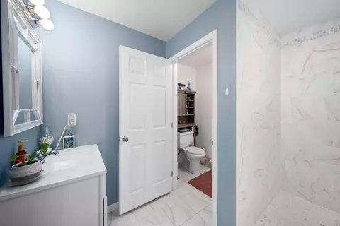 Bath - 8284 Prospect St, Mojave, CA 93501 photo 1 of 3