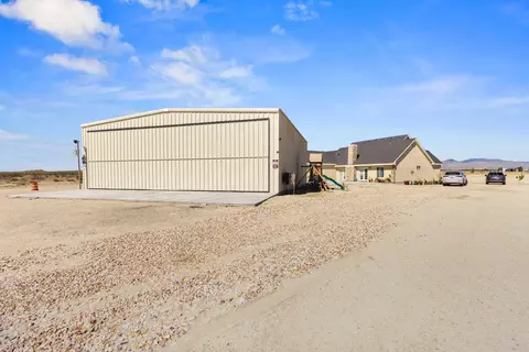 Other - 8284 Prospect St, Mojave, CA 93501 photo 1 of 7