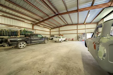 Exterior - 8284 Prospect St, Mojave, CA 93501 photo 9 of 9