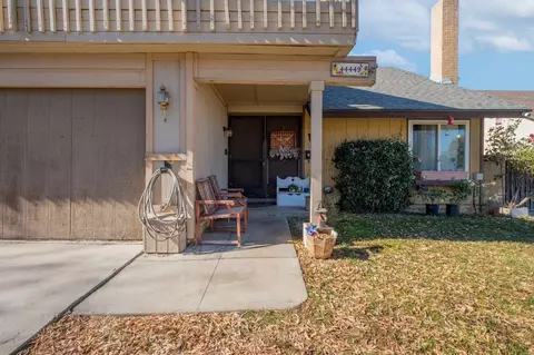 44449 Fenhold St, Lancaster, CA 93535 photo 4