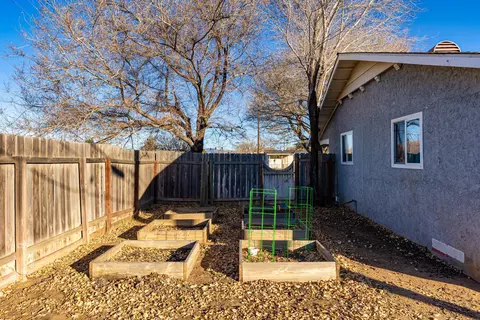 801 Beech St, Tehachapi, CA 93561 photo 24