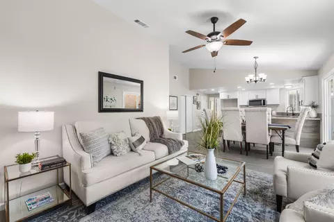 3635 E Ave R-11, Palmdale, CA 93550 photo 7