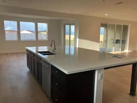 39630 Nicholas Ct, Palmdale, CA 93551 photo 2