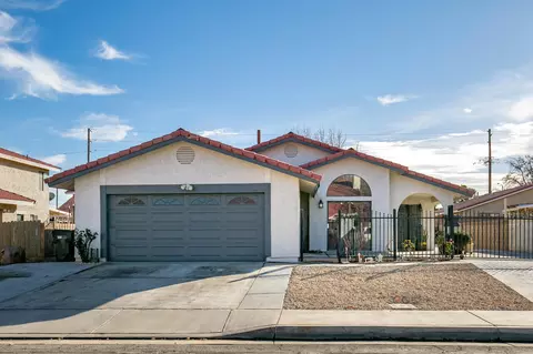 1854 Trudgeon Ave, Lancaster, CA 93535