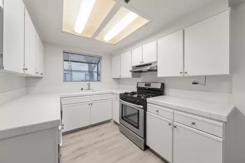 Kitchen - 44460 15th St E #1, Lancaster, CA 93535 photo 1 of 2