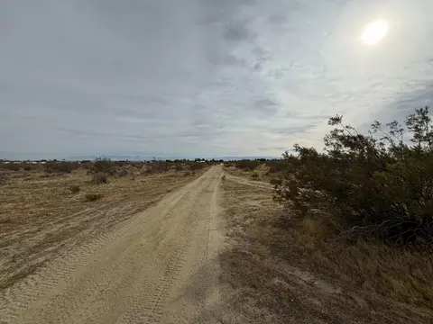 Truman, Rosamond, CA 93560 photo 3