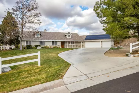 1911 Leandro Rd, Acton, CA 93510 photo 2