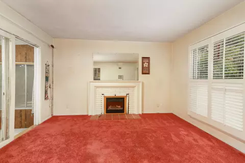 1339 Jackman St W, Lancaster, CA 93534 photo 3