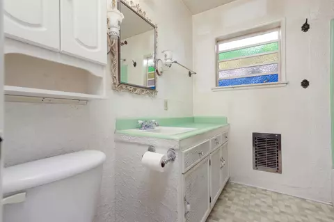 1339 Jackman St W, Lancaster, CA 93534 photo 9