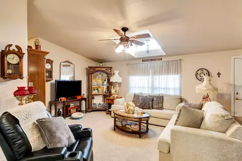 45465 25th St E #8, Lancaster, CA 93535 photo 7