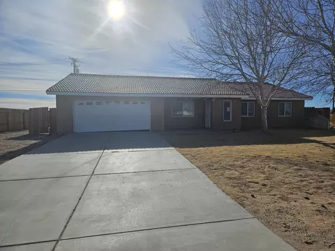 10648 Peach Ave, California City, CA 93505