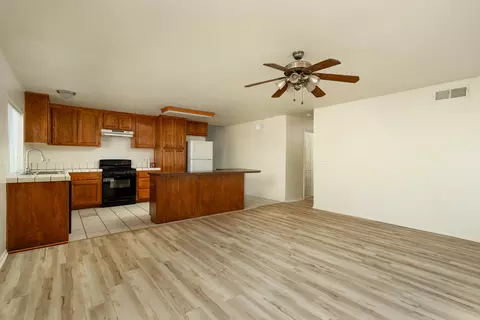 44551 12th St E, Lancaster, CA 93535 photo 8