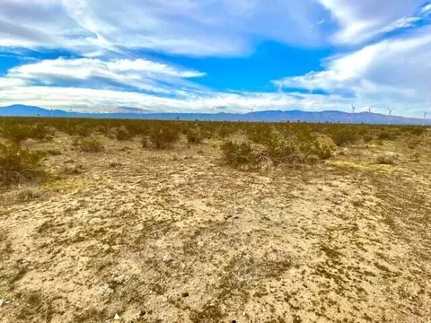 3501 Far E Ave, Mojave, CA 93501 photo 3