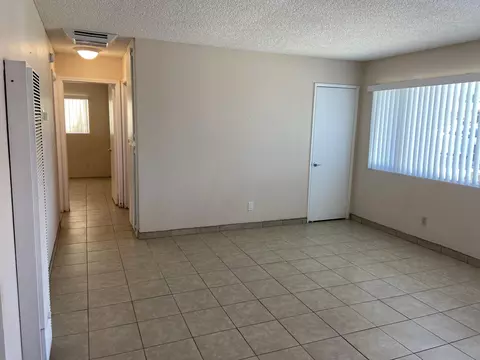 Living - 40074 176th St E, Palmdale, CA 93591 photo 4 of 4