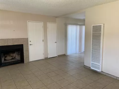 Living - 40074 176th St E, Palmdale, CA 93591 photo 3 of 4