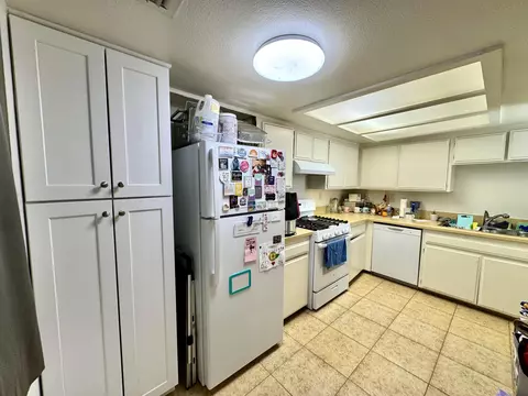 44200 Kingtree Ave UNIT 6, Lancaster, CA 93534 photo 8