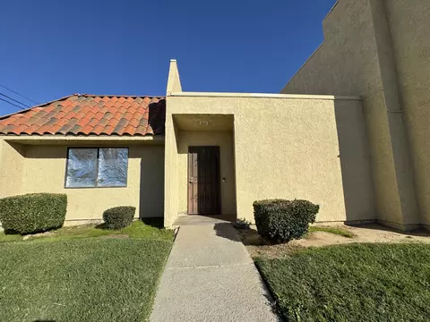 44200 Kingtree Ave UNIT 6, Lancaster, CA 93534