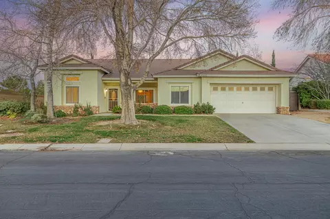 Exterior - 41002 Flagstone St, Palmdale, CA 93551 photo 11 of 15