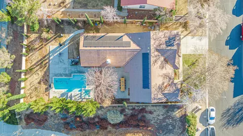 View/Area - 41002 Flagstone St, Palmdale, CA 93551 photo 10 of 15