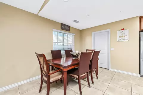 5811 Vahan Ct, Lancaster, CA 93536 photo 13