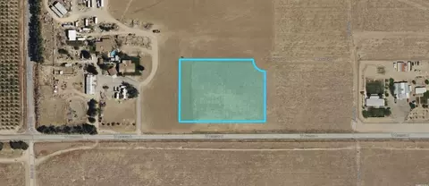 97 Th St A Ave, Rosamond, CA 93560