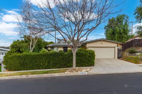 18917 Felbridge St, Santa Clarita, CA 91351