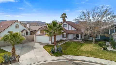 36801 Benedict Ct, Palmdale, CA 93552 photo 2