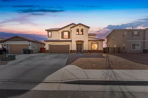 3034 Desert Cloud Ave, Rosamond, CA 93560