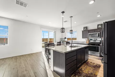 3034 Desert Cloud Ave, Rosamond, CA 93560 photo 23