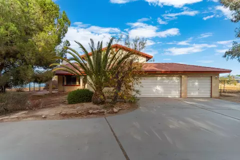 5603 Avenue T8 E, Palmdale, CA 93552